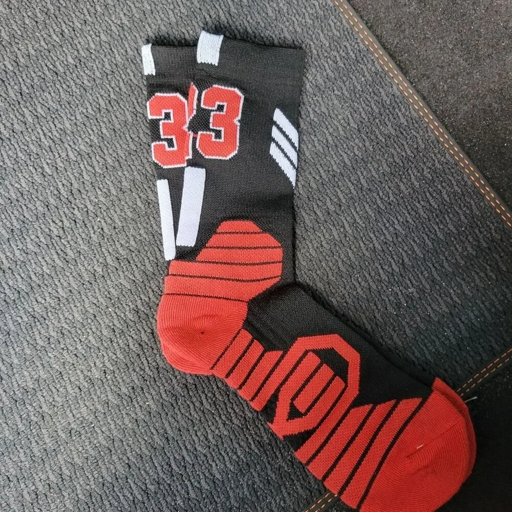 New crew socks Chicago Bulls colors. Jordan 23 Socks!